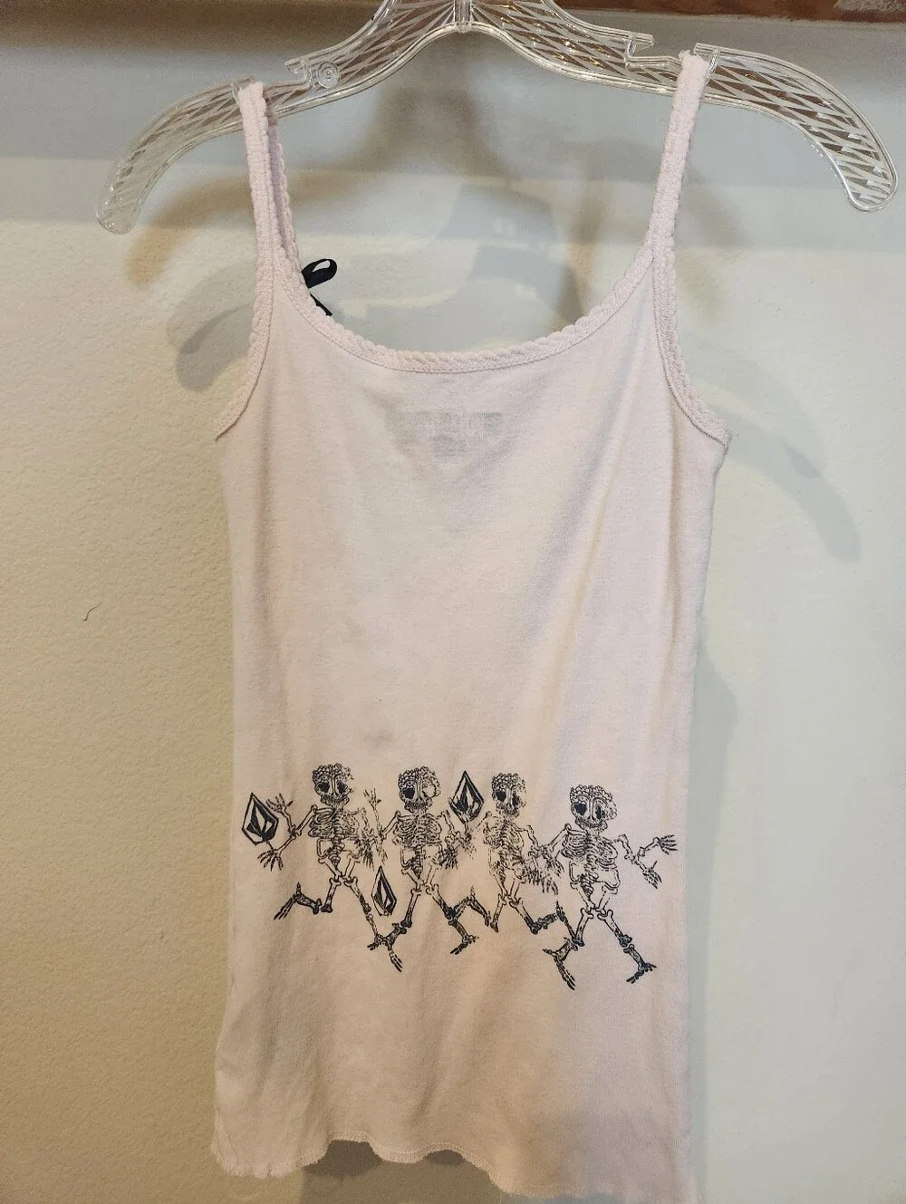 Vintage Volcom Light Pink Graphic Logo Cami - Picture 2 of 8